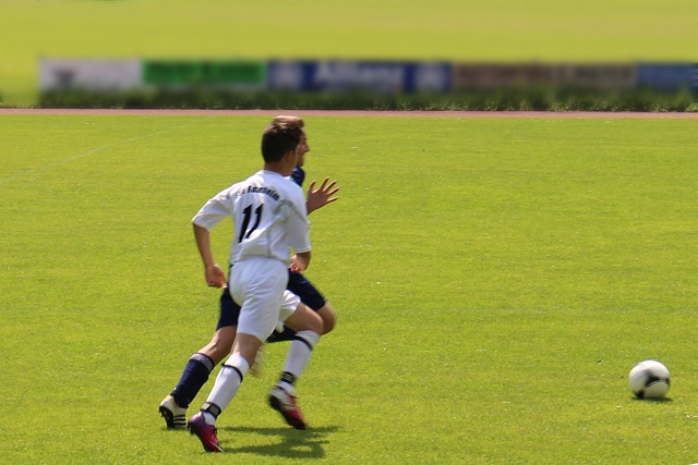 奥尔莫：亚马尔一直渴望入选国家队，他已习惯成为舆论的焦点