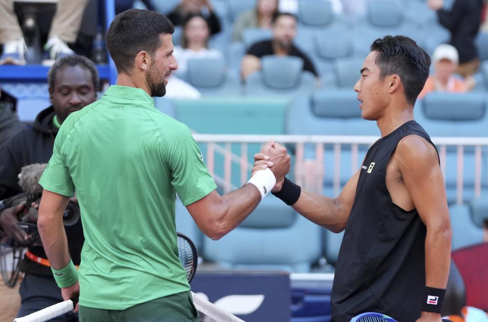 猛龙三大得分手合砍72分，带队终结两连败