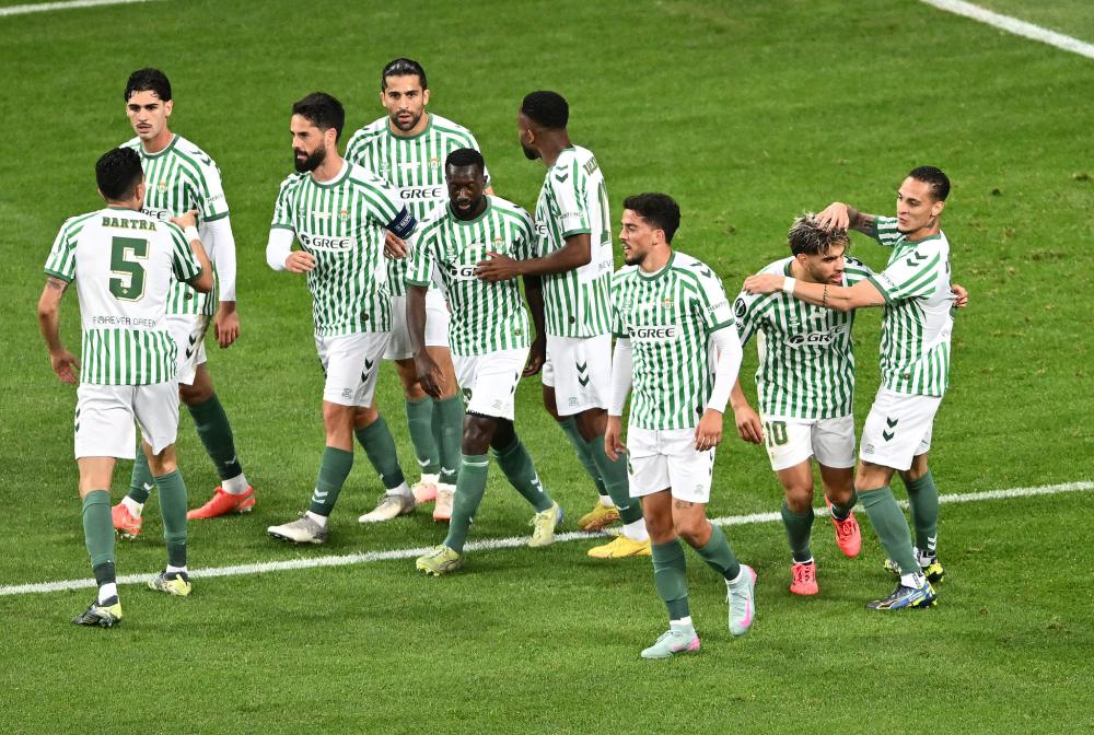 罗马诺：阿森纳已初步接触雷恩20岁中卫杰里米-雅凯