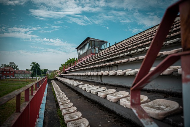 巴萨瞄准巴西天才左后卫！内马尔母队新星或成惊喜引援